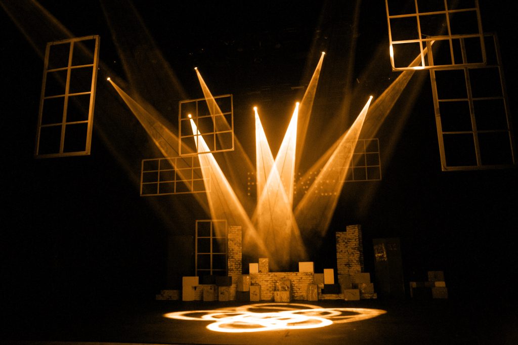 Dj Warszawa - czy oświetlenie i nagłośnienie ma znaczenie?